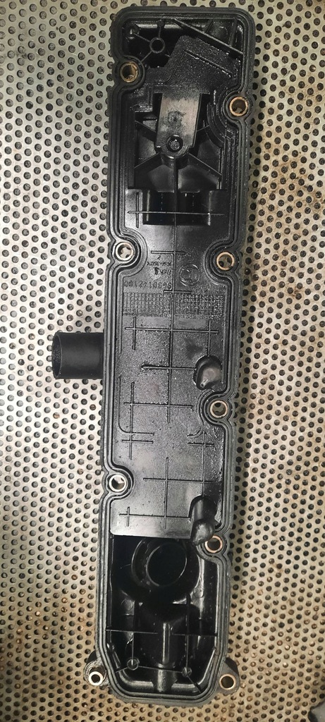 фото №1, Крышка клапанов 9630142180 citroen berlingo