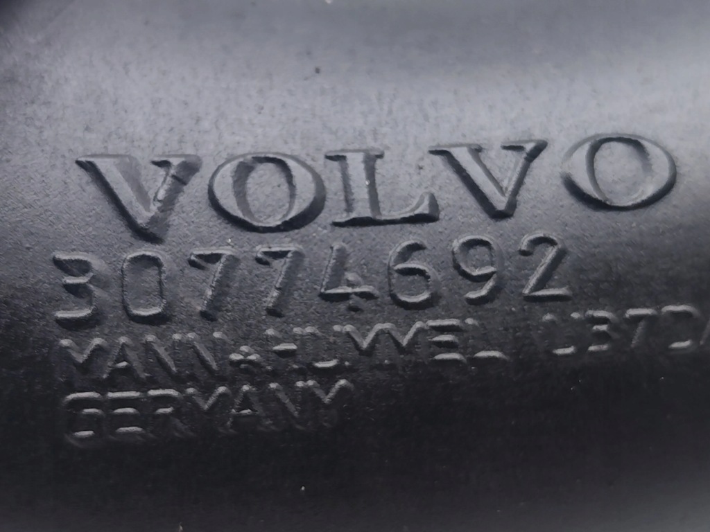 Volvo s60 пабтрубок  / труба интеркулер d5 дизель 151kw 205 hp 30774692 2011 с Разборки