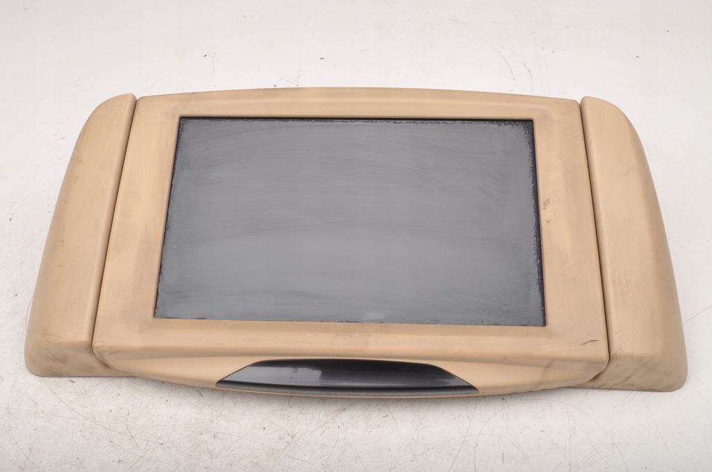 фото №1, Bmw 7 f02 дисплей задняя bm 9203068