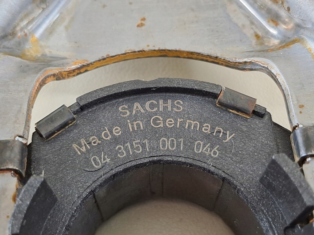 фото №8, Кронштейн сцепления подшипник выжимной выжимной 1.5 tsi skoda superb 3 iii 19r