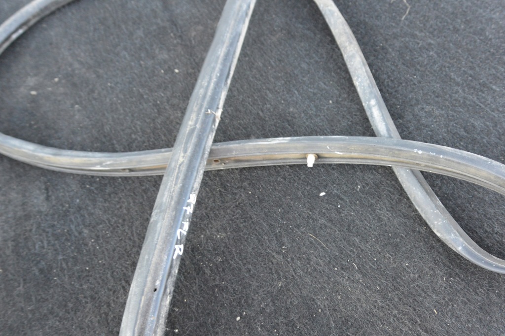 Прокладка кузов порог левая правая правая левая audi q7 4l Киев