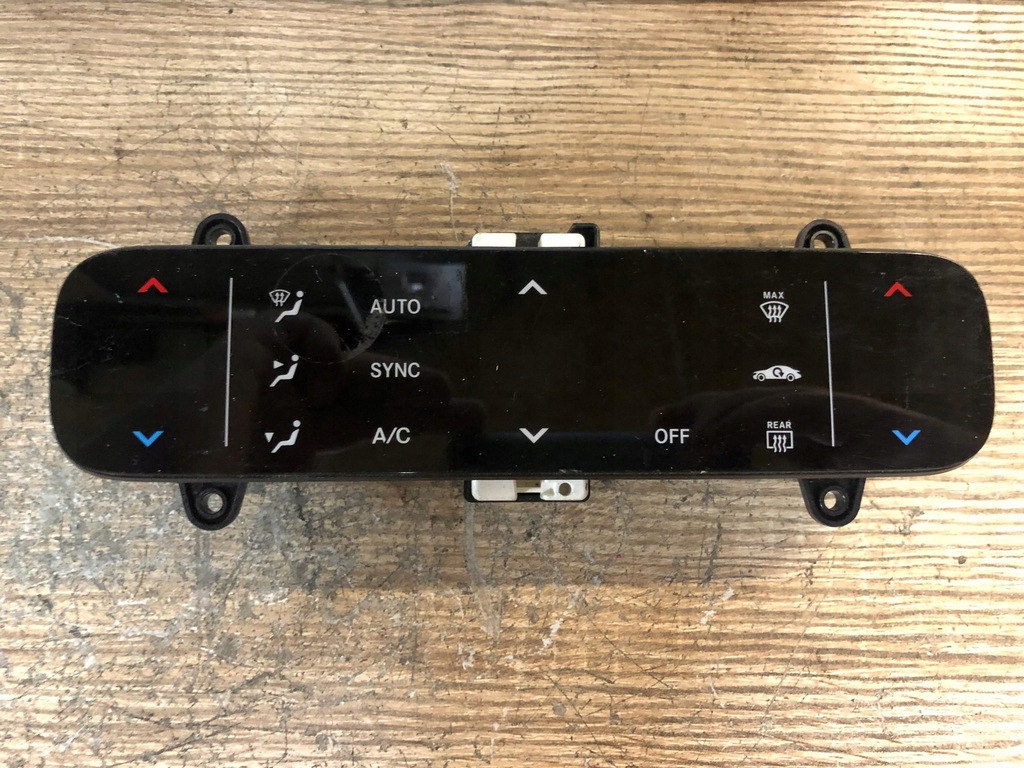 фото №6, Mercedes w206 панель кондиціонера 2069009113