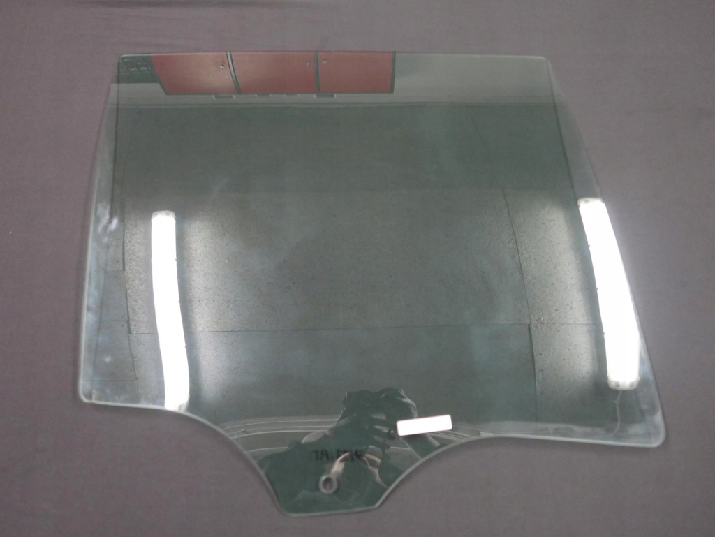 фото №1, Bmw x5 f15 стекло боковая дверь правый задняя светлая