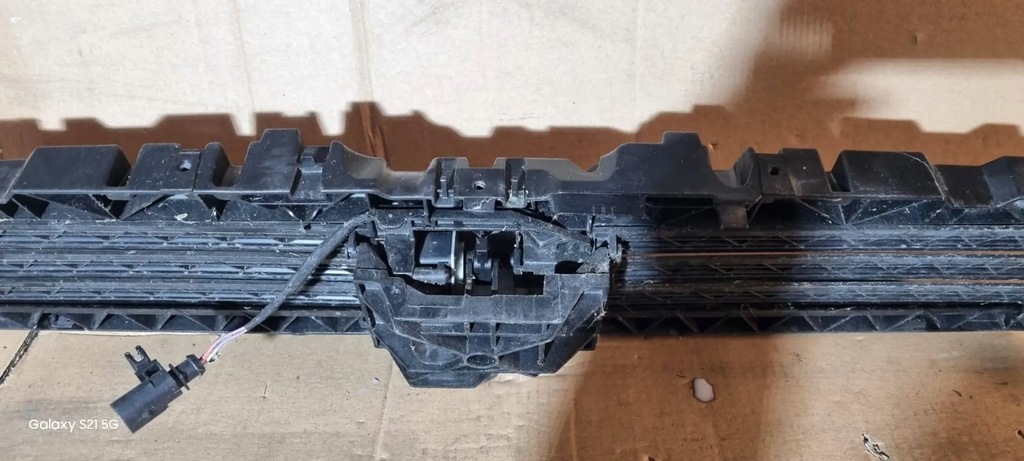 фото №16, Защита радиатора воздуховод жалюзи audi a4 s4 b9 8w