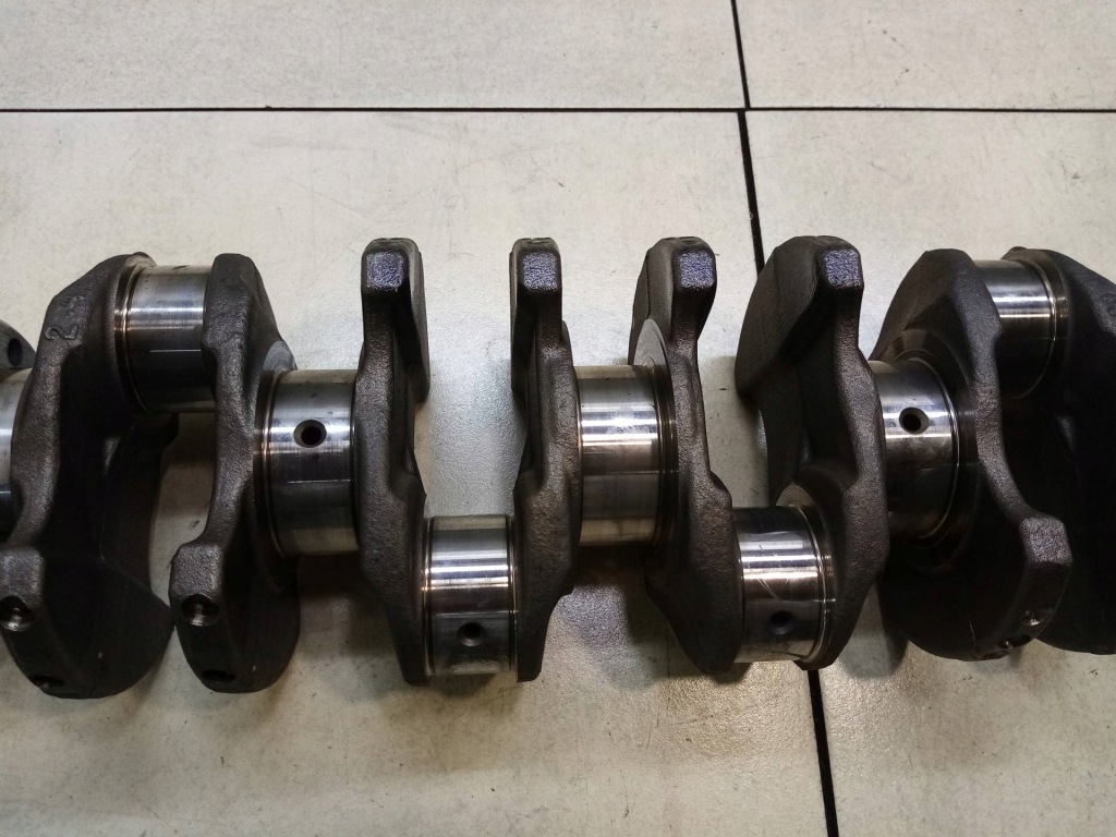 Wał коленчатый transit mk6 2.4 tdci Доставка