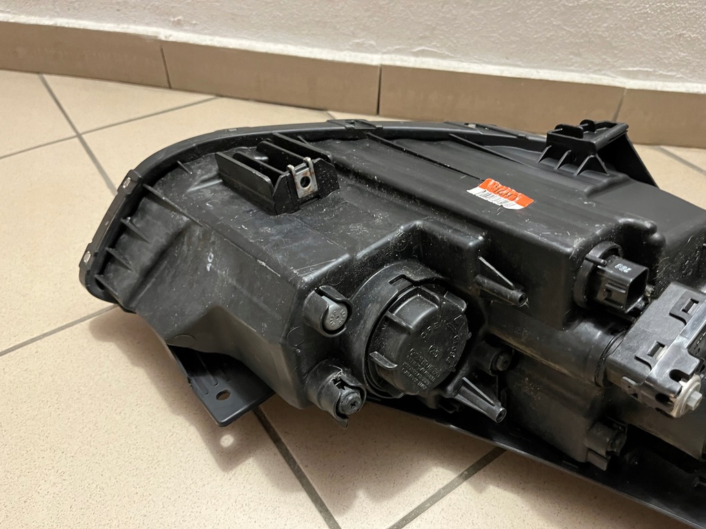 фото №12, Hyundai ix35 ix-35 09- лампа передняя перед левая 92101-2y