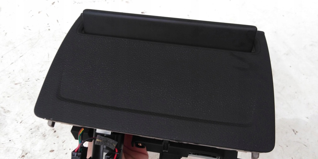 фото №7, Audi a3 8v монітор екран lcd підйомник 8v0857273k