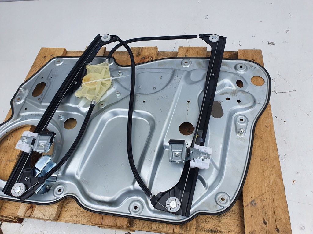 фото №9, Vw caddy iii підйомник скло лівий перед водія