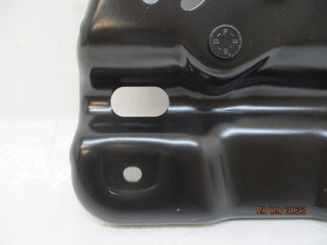 фото №4, Peugeot 208 ii кронштейн основа радара 9811673380