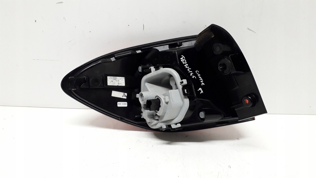 фото №11, Renault captur 1 13- лампа права задня 265502731r