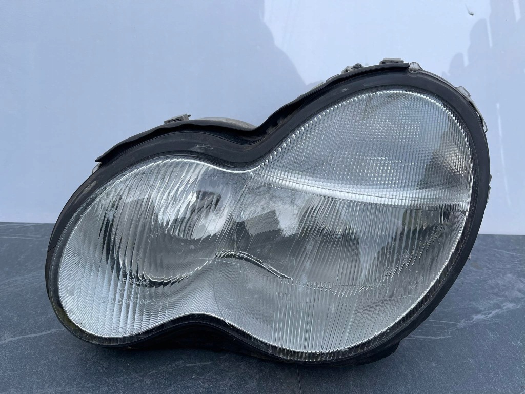 фото №1, Mercedes c-klasa w203 ліва лампа перед