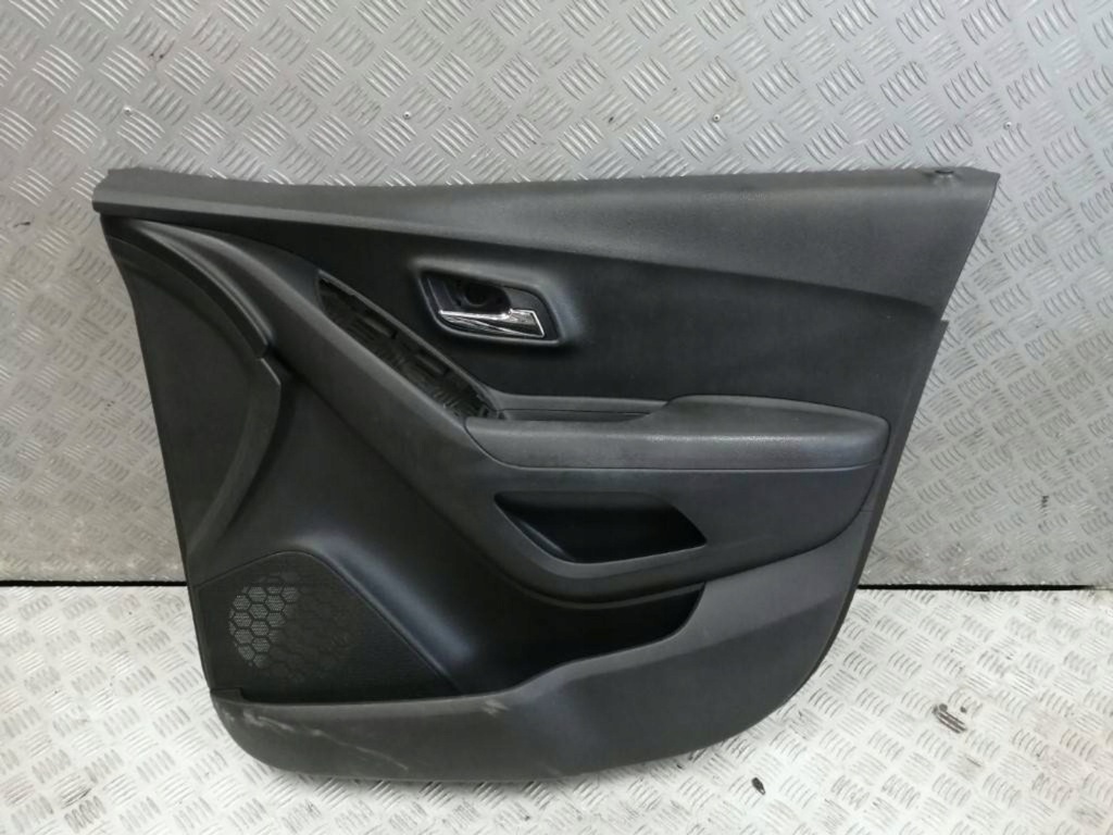 фото №1, Chevrolet trax обшивка оббивка двері права перед