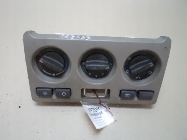 фото №1, Land rover freelander панель ручки обдув