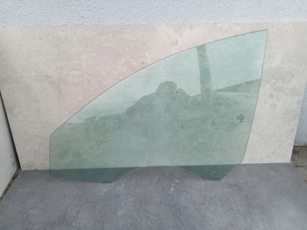 фото №1, Стекло передняя левая mercedes cla 117 coupe