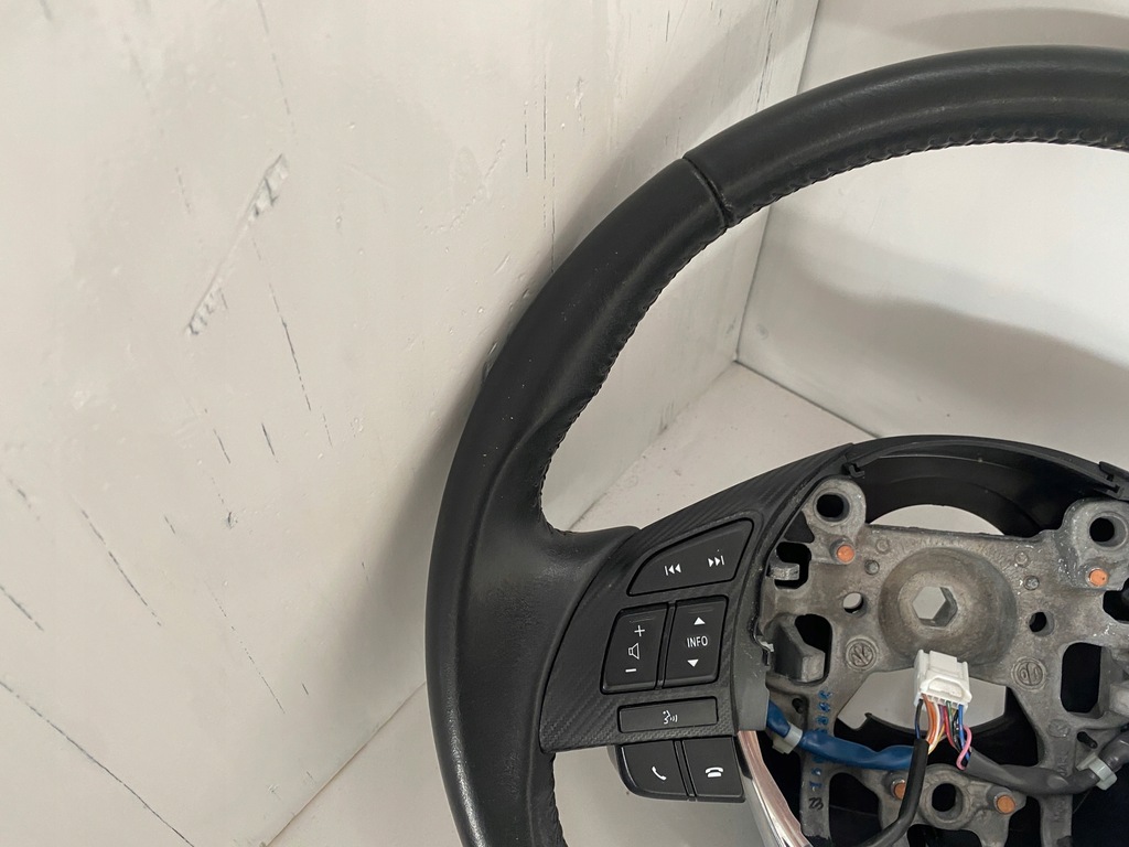 фото №4, Mazda 6 iii gj воздуховод кожа мультифункция карбон