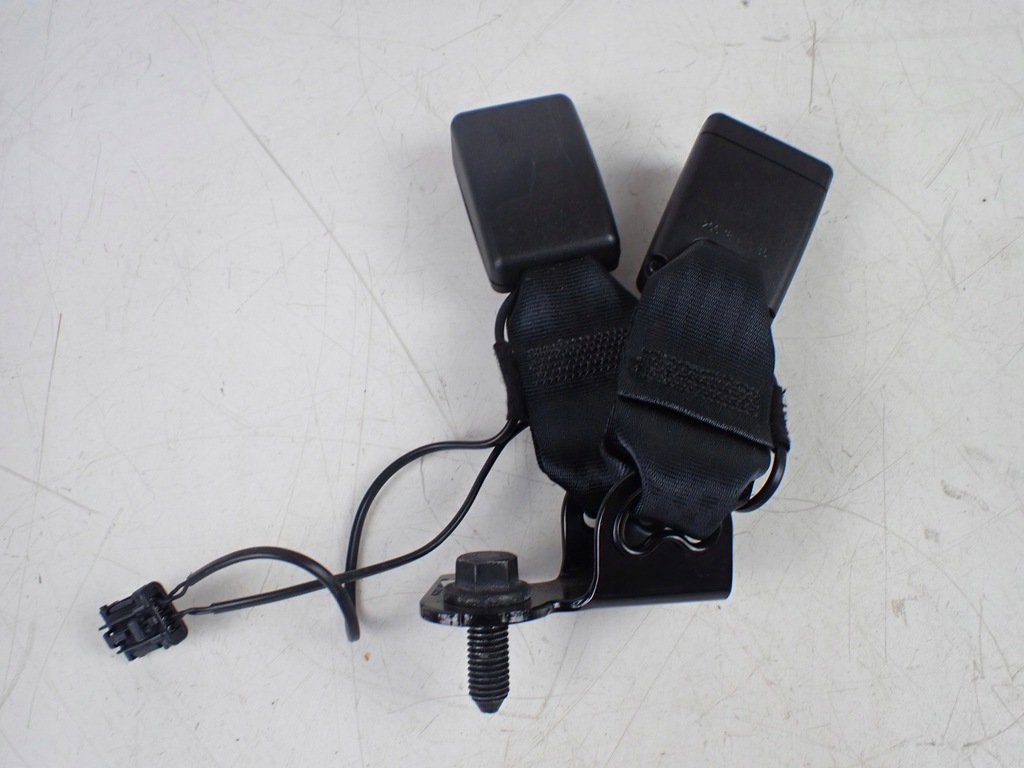 фото №7, Opel crossland клипса поперечина задняя 39172069