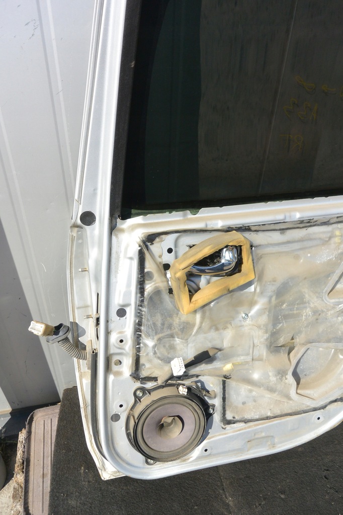 фото №15, Nissan maxima a33 qx дверь правое задняя 00-05