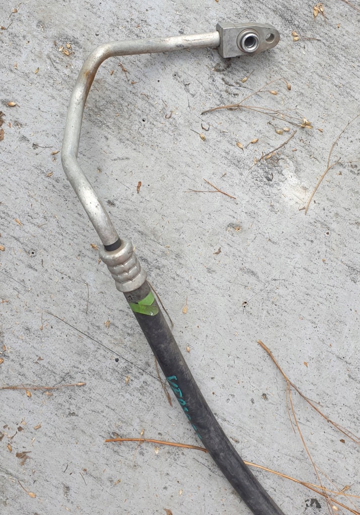 фото №4, Шланг кондиционера toyota corolla verso 2.2 d