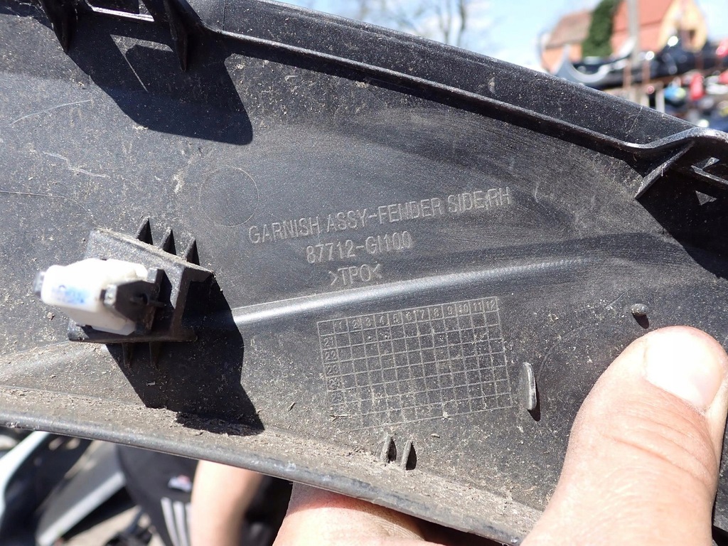 фото №13, Hyundai ioniq 5 21- молдинг накладка правий перед