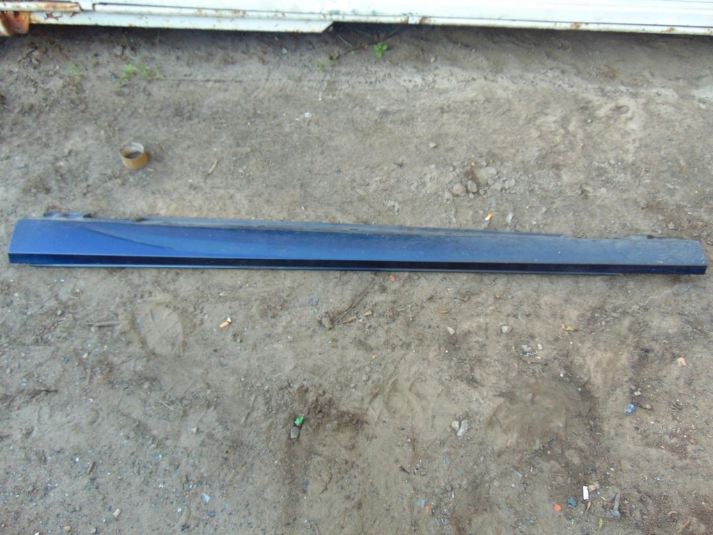 фото №1, Молдинг порог левая 890 mercedes w212