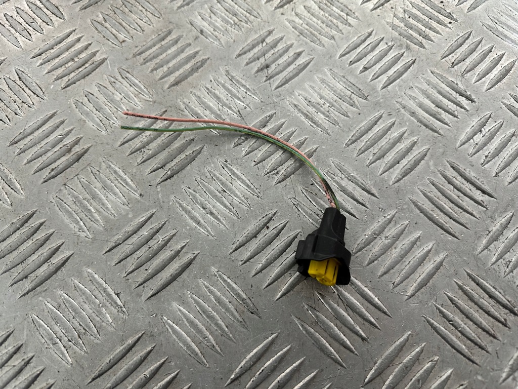 фото №1, Peugeot 308 t7 колодка штекер противотуманной фары