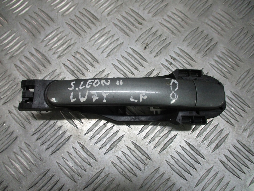 фото №1, Ручка левая передняя seat leon ii 1.6 mpi