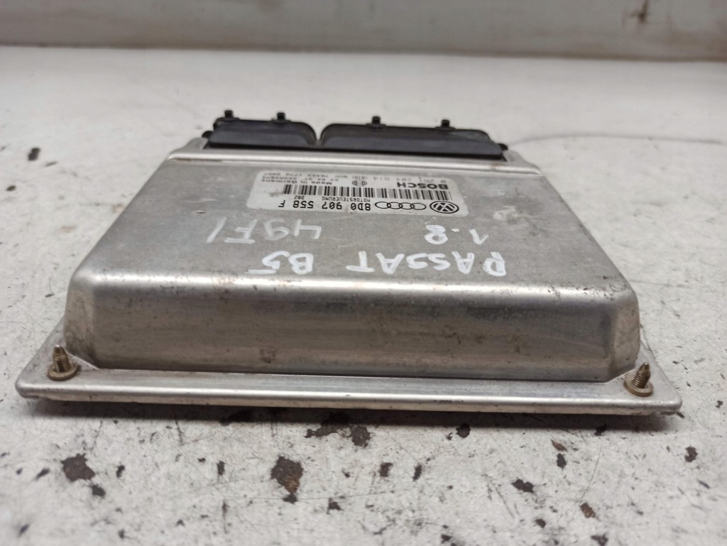 фото №6, Vw passat b5 1.8 20v блок керування двигуна 8d0907558f 0261204614