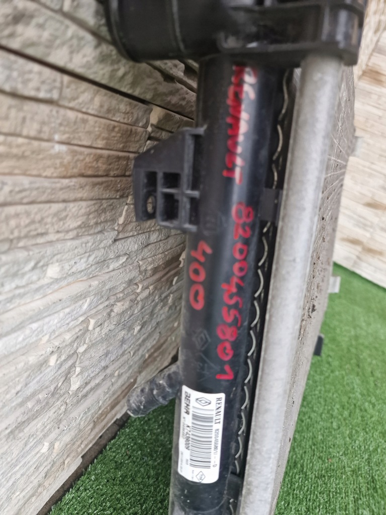 Радиатор воды renault 8200455801 Доставка