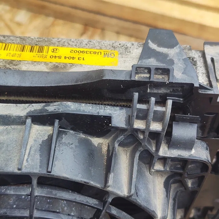 Opel insignia a 2.0cdti biturbo дополнительная радиатор воды 13404540 Недорого