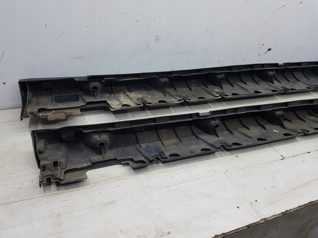 фото №9, Mercedes glk x204 молдинг порог направляющая кронштейн