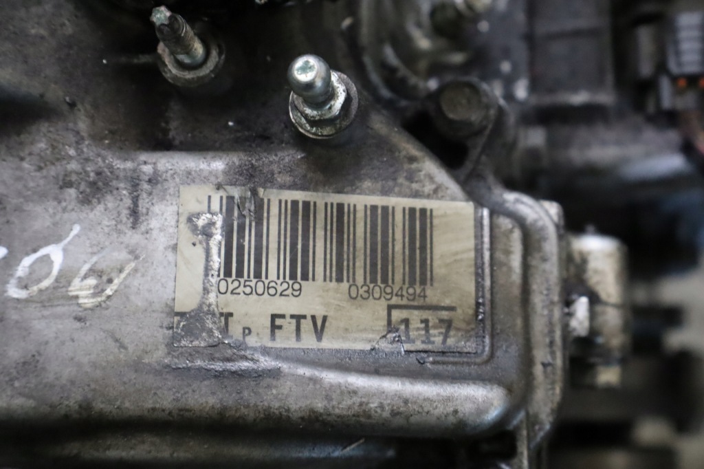 фото №7, Двигатель toyota avensis ii t25 2.0d4d