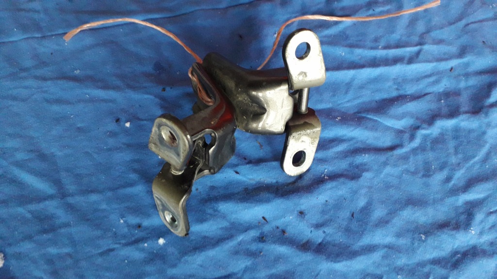 фото №1, Kia optima iii 10-15 петлі двері правий перед d0