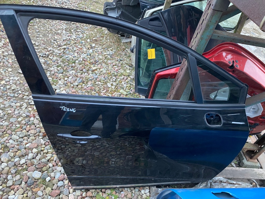 фото №1, Дверь clio iv tegne