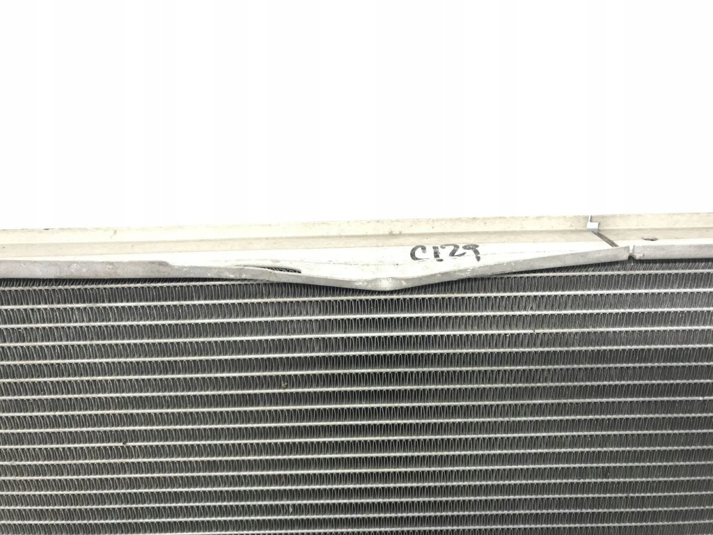 Audi q7 q8 a4 a5 a7 a6 a8 touareg 760 3.0 радиатор воды жидкость 8w0121251ab в Украине