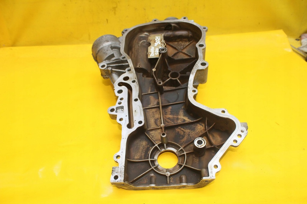 фото №8, Корпус распределительного вала touran 1,6 fsi blf 03c109211g