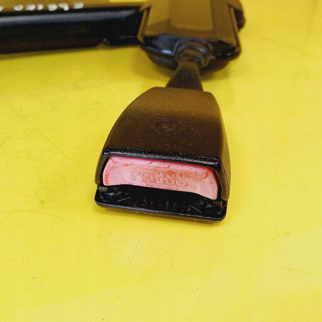 Кліпса натягувач поперечина ліве перед bmw 3 e36 8164931u nr253 Зі Шроту