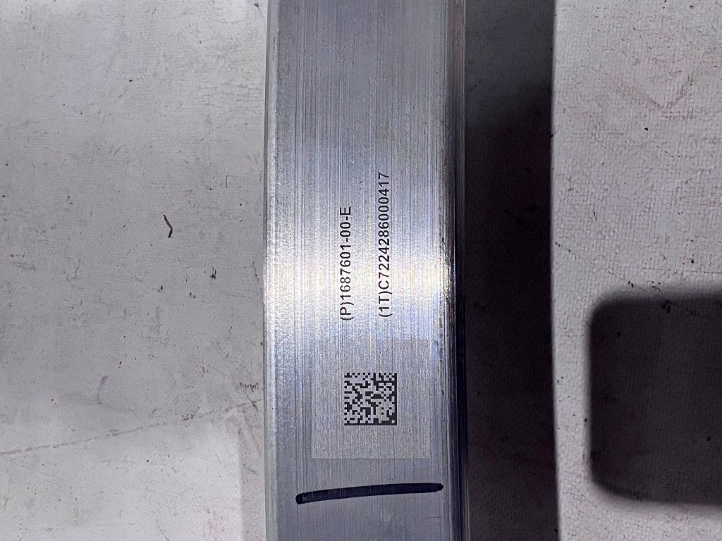 Балка бампера усилитель перед tesla model y 20- 1687601-00-e в Украине