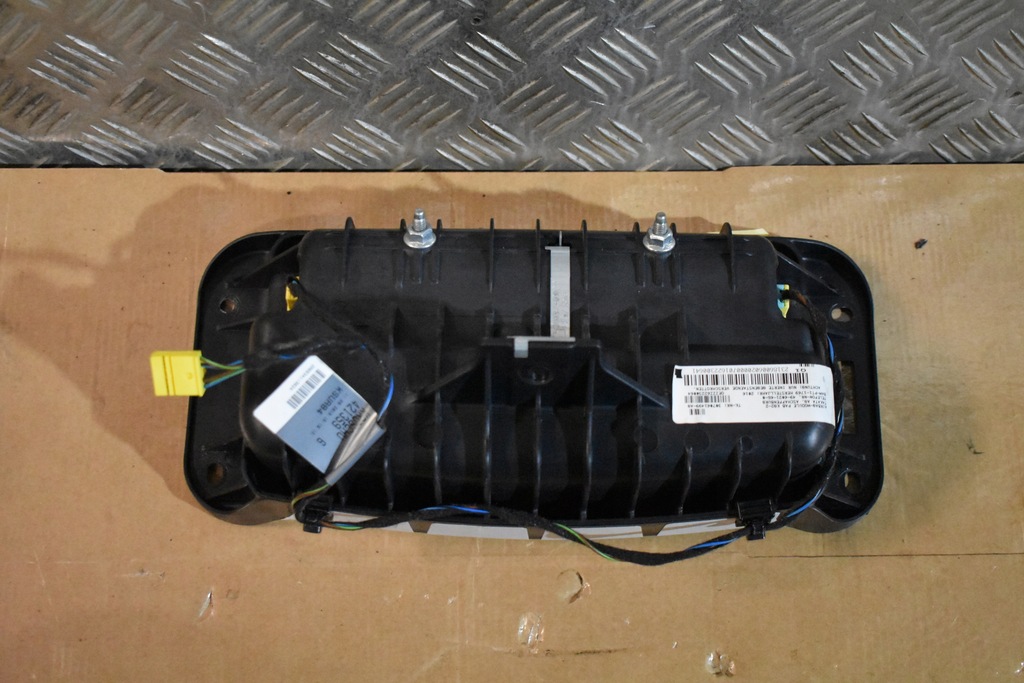 фото №3, Idealna подушка боковая mercedes sl r231 1