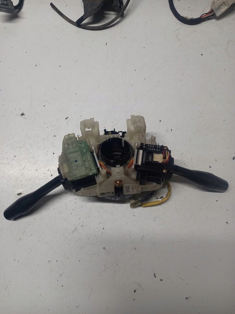 фото №7, Переключатель комбинированный переключатели mitsubishi space wagon g32002y 17b287