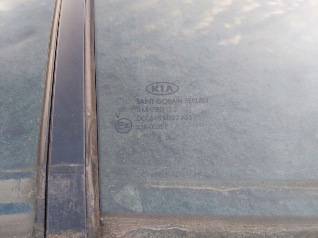фото №2, Стекло w дверь правый задняя kia sportage iii 2015 rok
