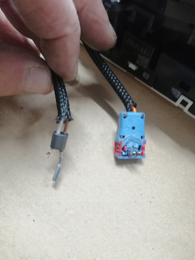 фото №4, Kadjar переключатель комбинированный 255545857r оригинал