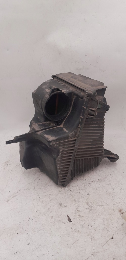 фото №2, Корпус фільтра повітря renault scenic ii 1.9 dci lift 8200545280