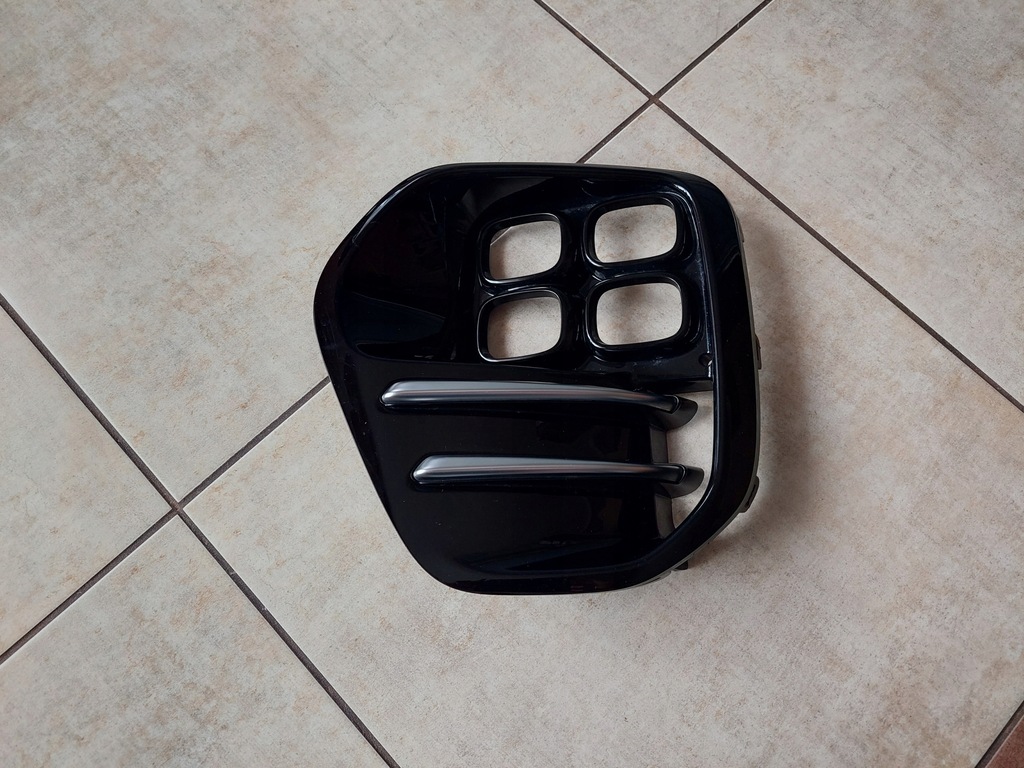 фото №1, Решётка бампера - перед - kia sportage iv gt line