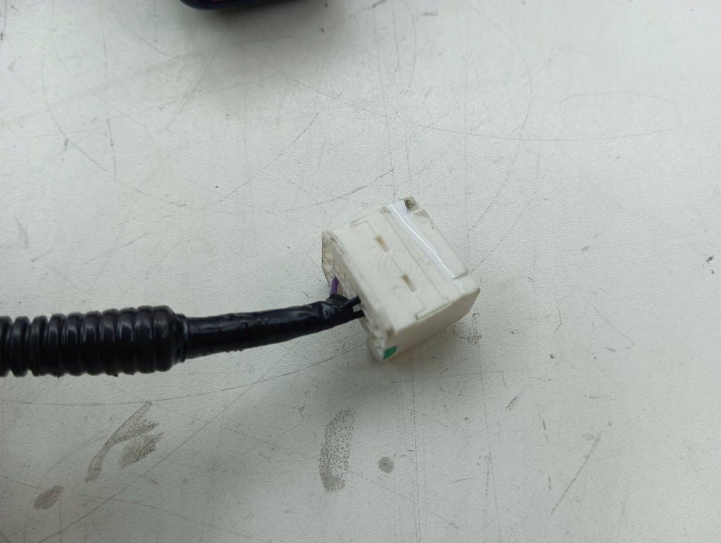 Lexus nx пряжка поперечина заднього 2017 18402 Недорого