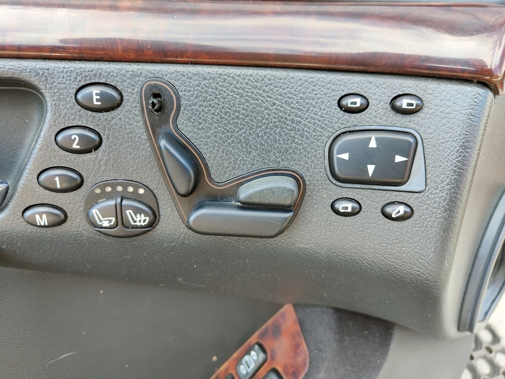 фото №6, Обшивка обшивки оббивка двері mercedes w220 eu комплект 4 штуки