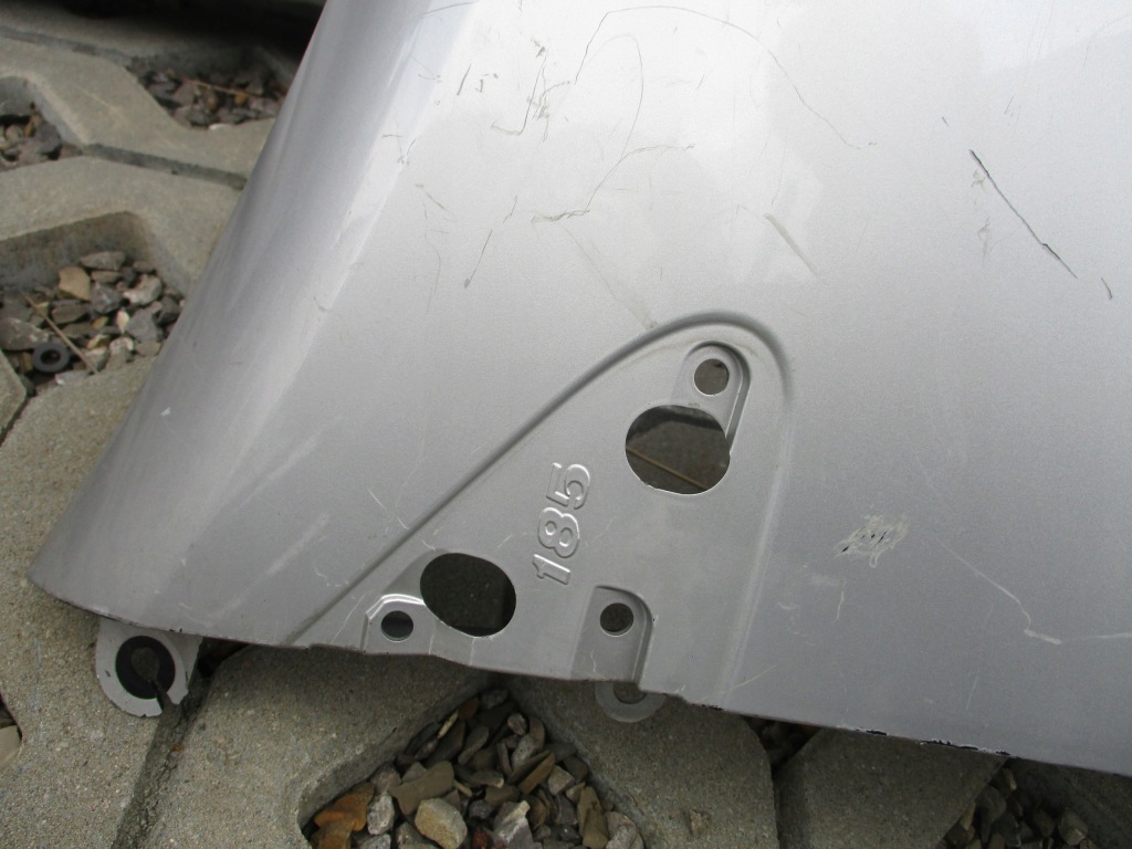 Крыло  правый  перед передний renault clio 3 185 8200256118 Доставка