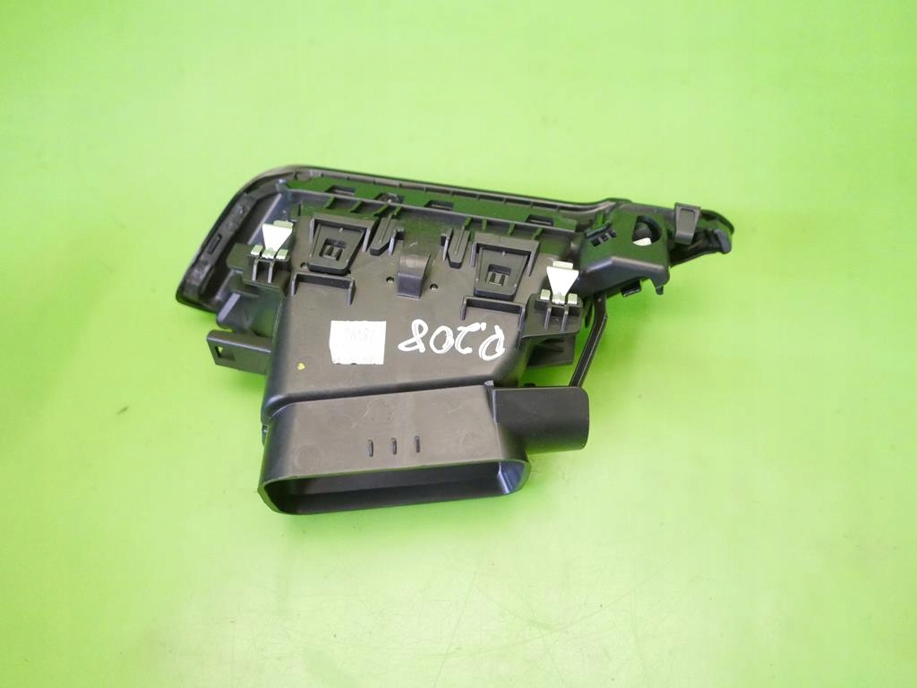 фото №11, Решётка обдув левая перед peugeot 208 i phi 12-15