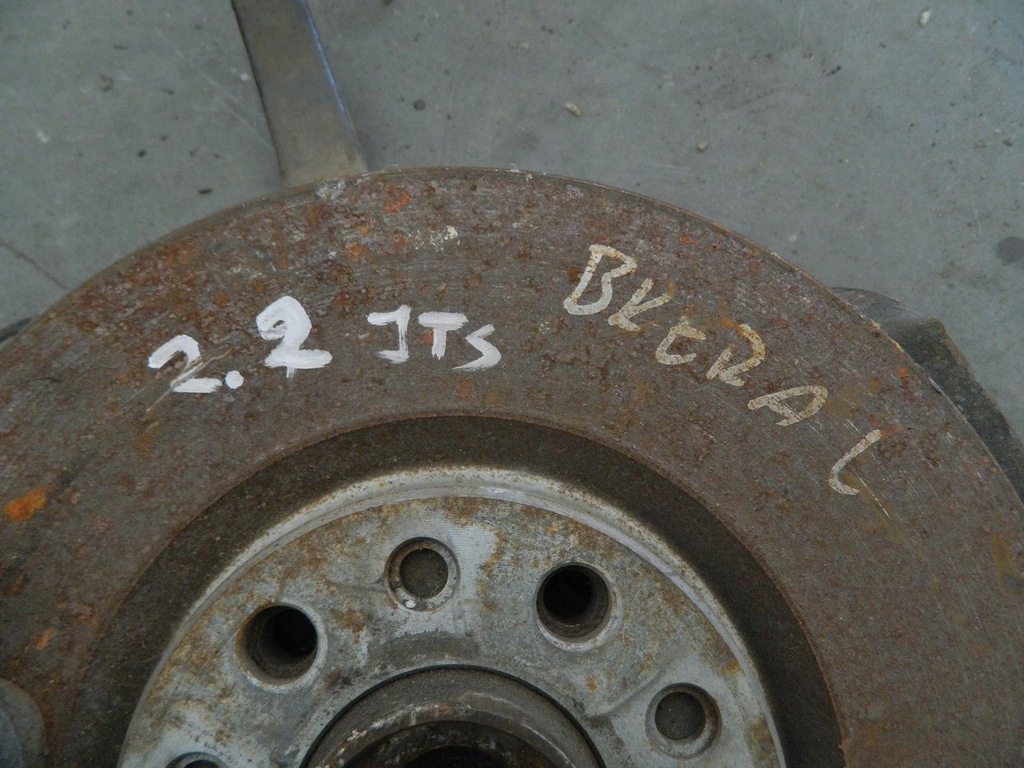 фото №2, Поворотный кулак ступица alfa romeo 159 1.9 2.2 jts левая