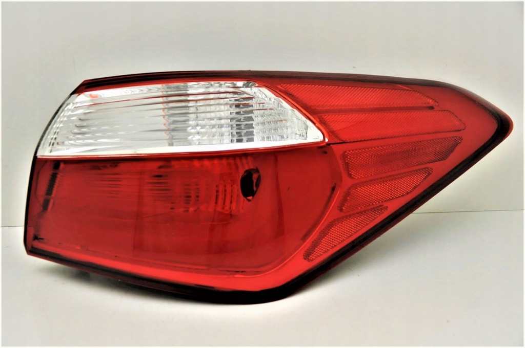 фото №3, Kia cerato od 2013- лампа задня права nowa