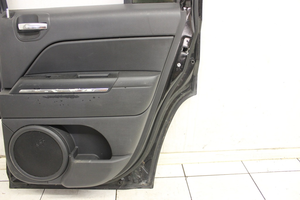 фото №11, Дверь правое правый задняя задние jeep patriot 2006r- pxr